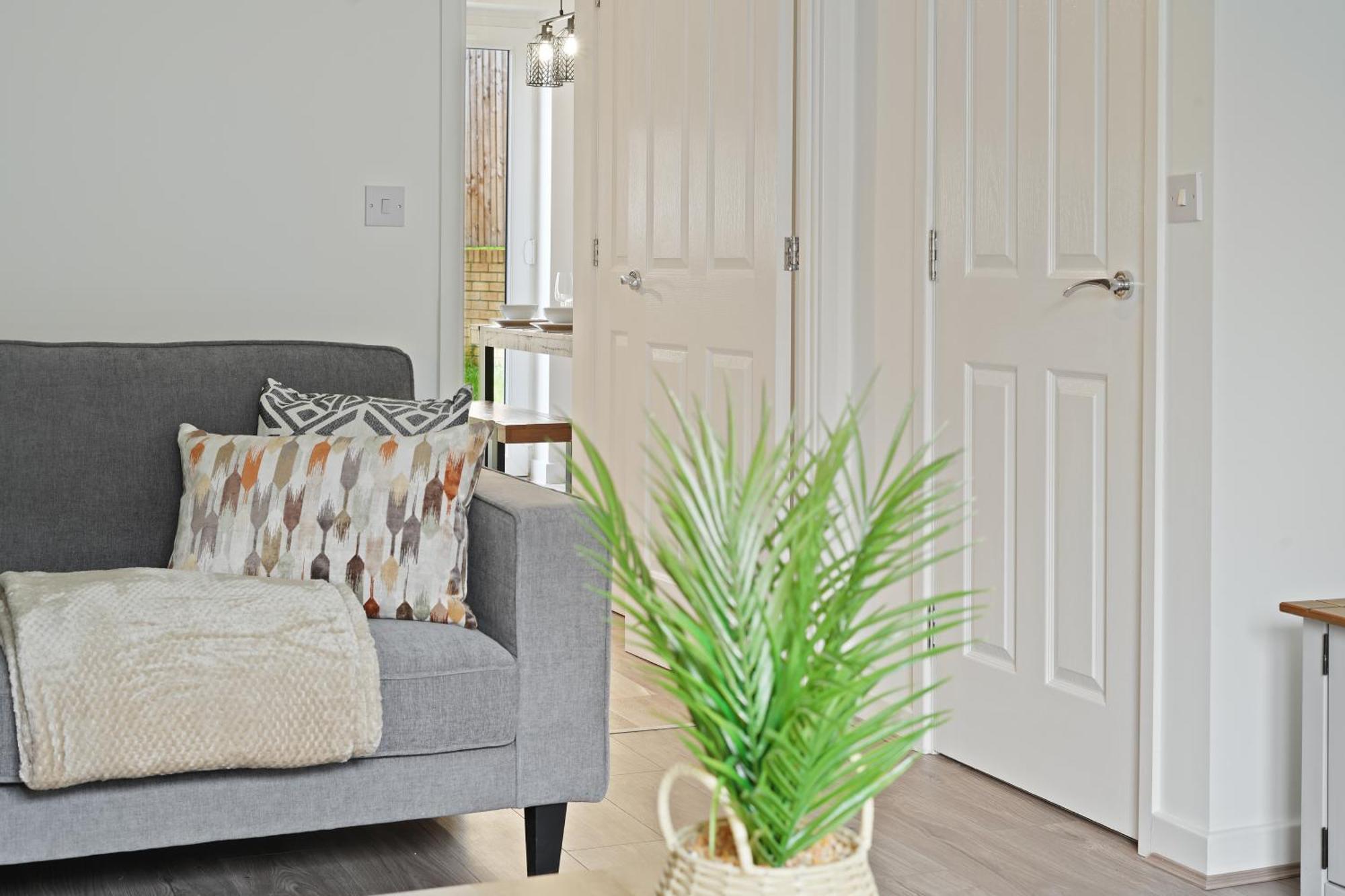 Mersey Way, Spacious 3 Bed Home, Close To Sheffield City Centre & Free Driveway Parking - Perfect For Workers, Groups & Families - Hosted By Stay Host Save エクステリア 写真