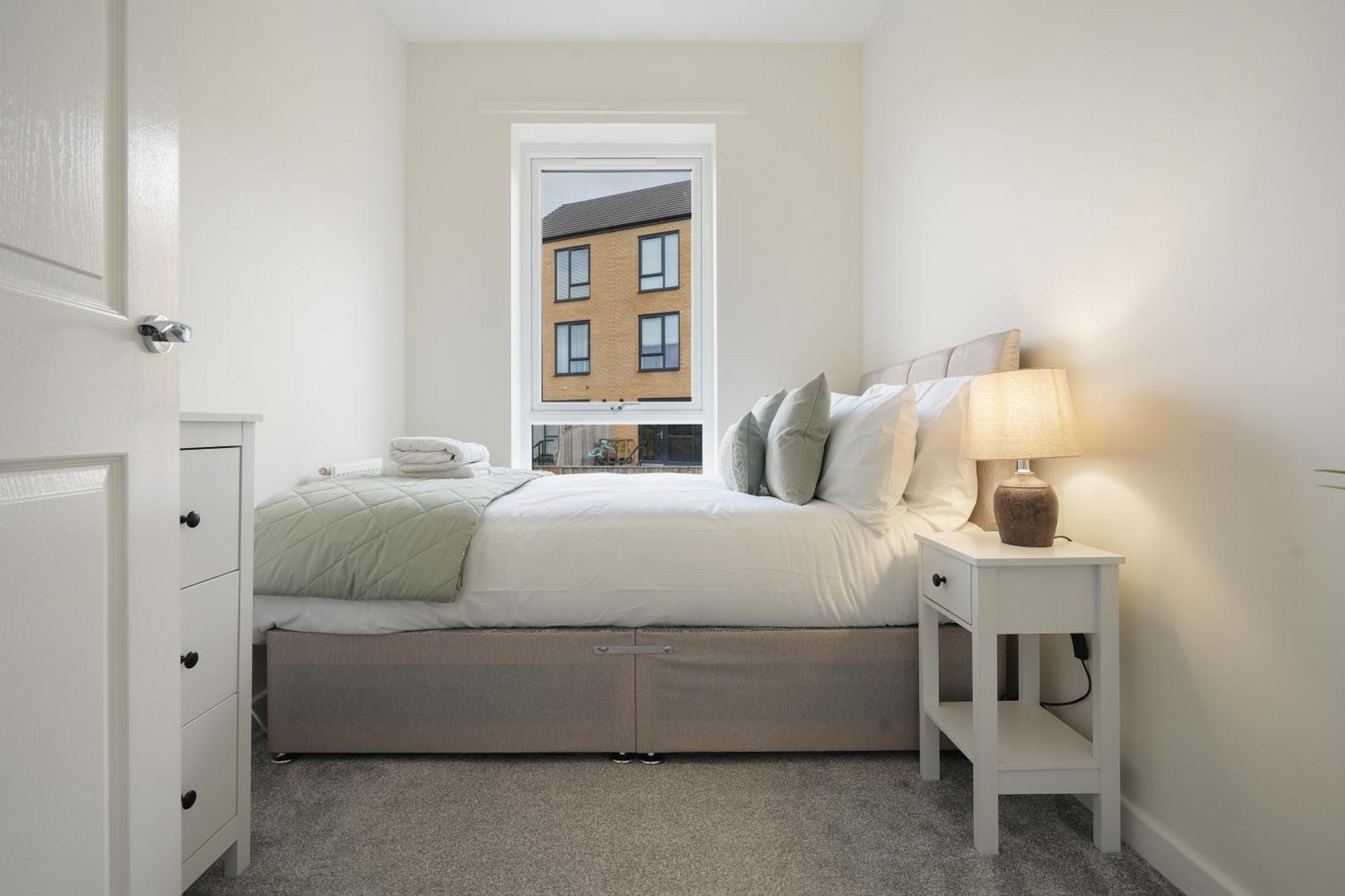 Mersey Way, Spacious 3 Bed Home, Close To Sheffield City Centre & Free Driveway Parking - Perfect For Workers, Groups & Families - Hosted By Stay Host Save エクステリア 写真