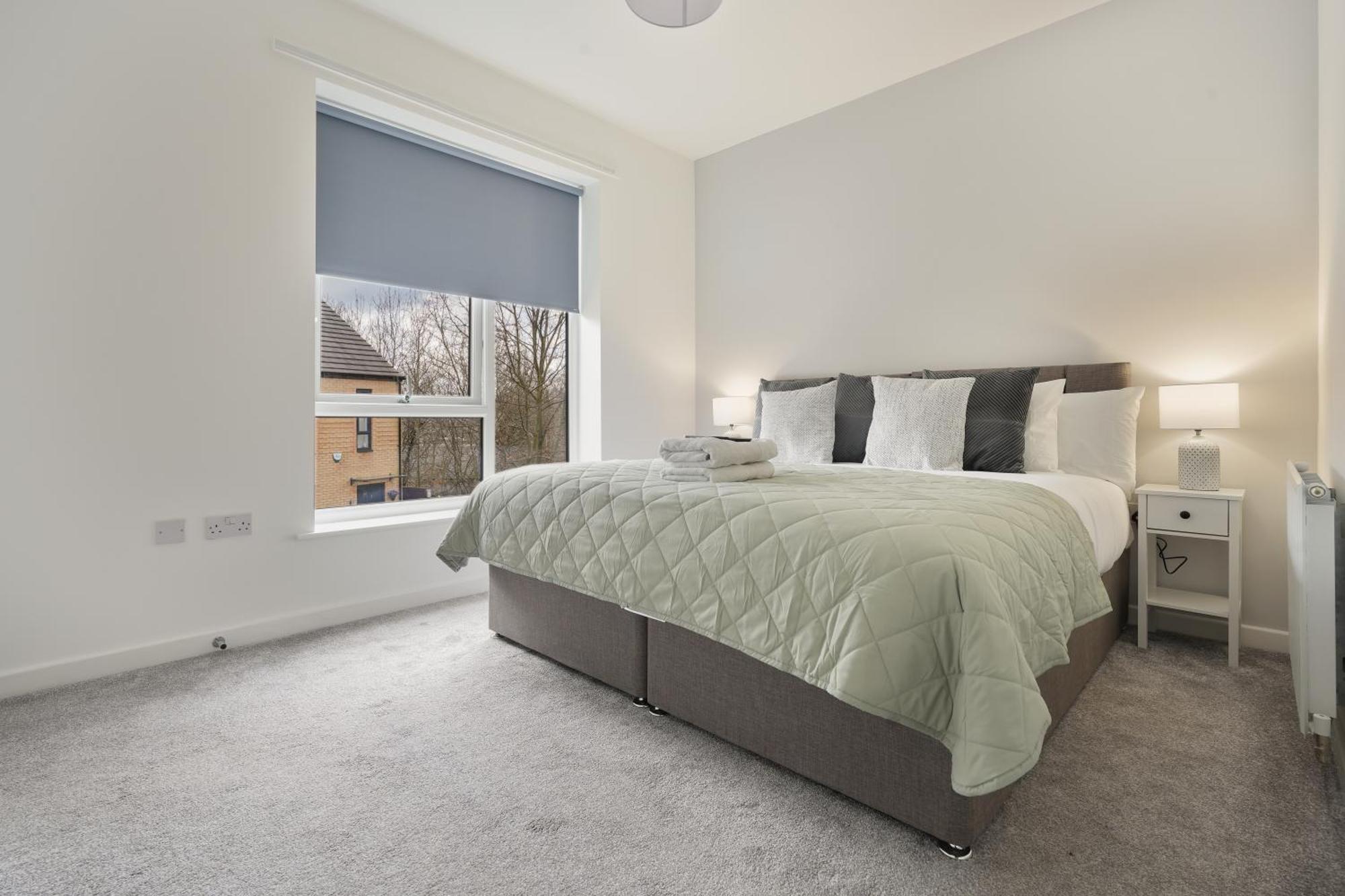 Mersey Way, Spacious 3 Bed Home, Close To Sheffield City Centre & Free Driveway Parking - Perfect For Workers, Groups & Families - Hosted By Stay Host Save エクステリア 写真