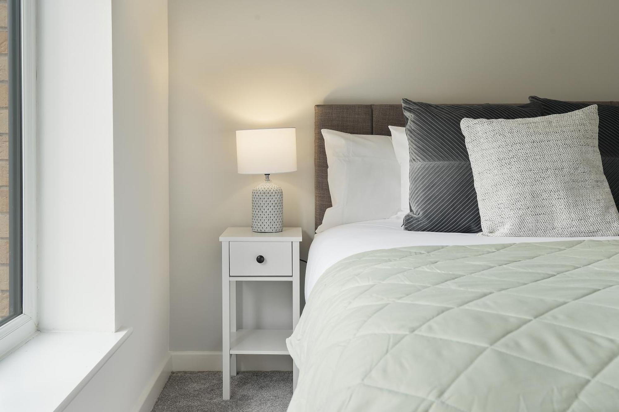 Mersey Way, Spacious 3 Bed Home, Close To Sheffield City Centre & Free Driveway Parking - Perfect For Workers, Groups & Families - Hosted By Stay Host Save エクステリア 写真