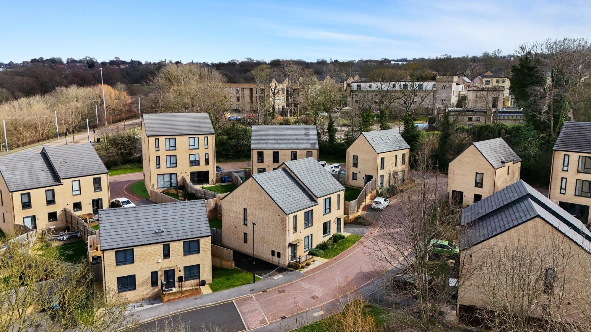 Mersey Way, Spacious 3 Bed Home, Close To Sheffield City Centre & Free Driveway Parking - Perfect For Workers, Groups & Families - Hosted By Stay Host Save エクステリア 写真